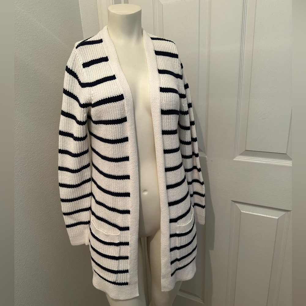 Old Navy women’s cream and navy stripe sweater cardigan size XS